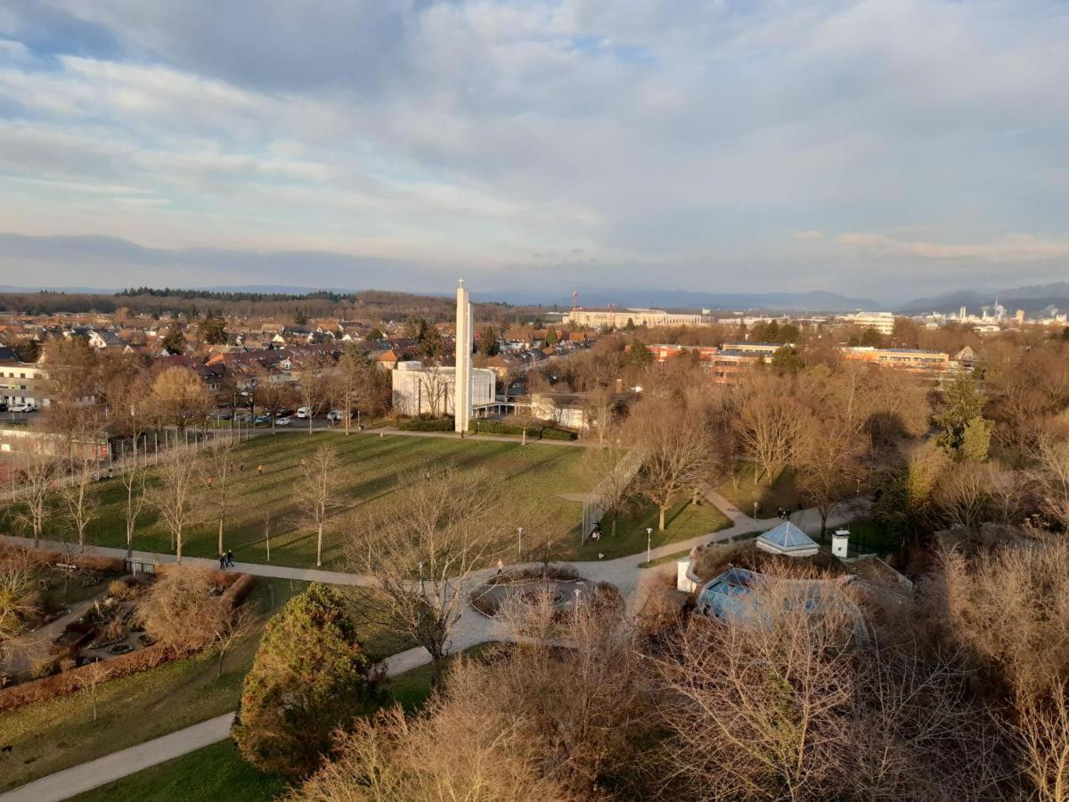 Hotel Baeren Garni Freiburg Bagian luar foto